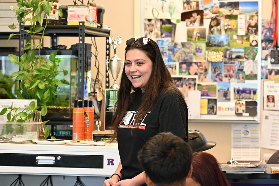 Paloma Lobos teaching high school students about solar energy