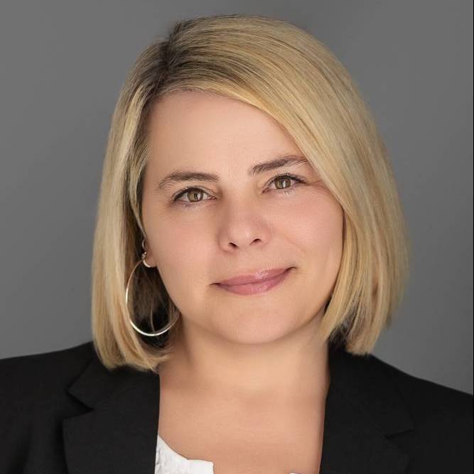 headshot of Dr. Medlin